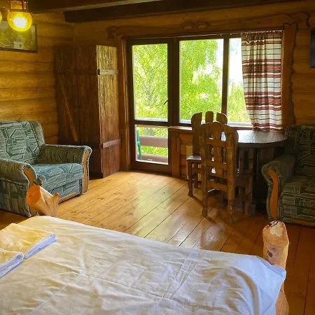 Guest House *