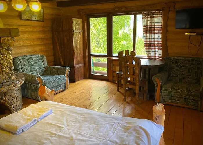 Guest House *